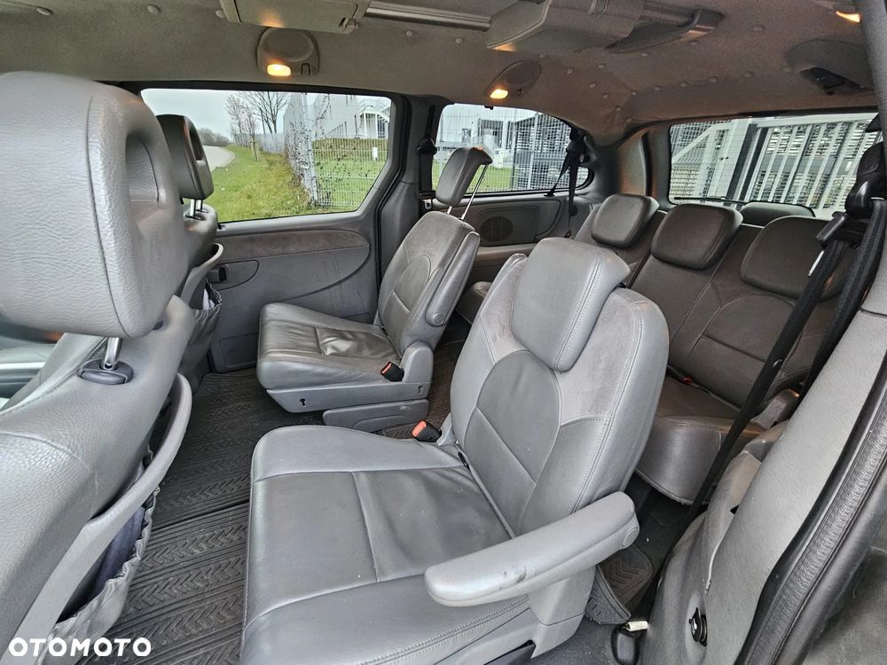 Chrysler Grand Voyager 2.8 CRD Limited - 11
