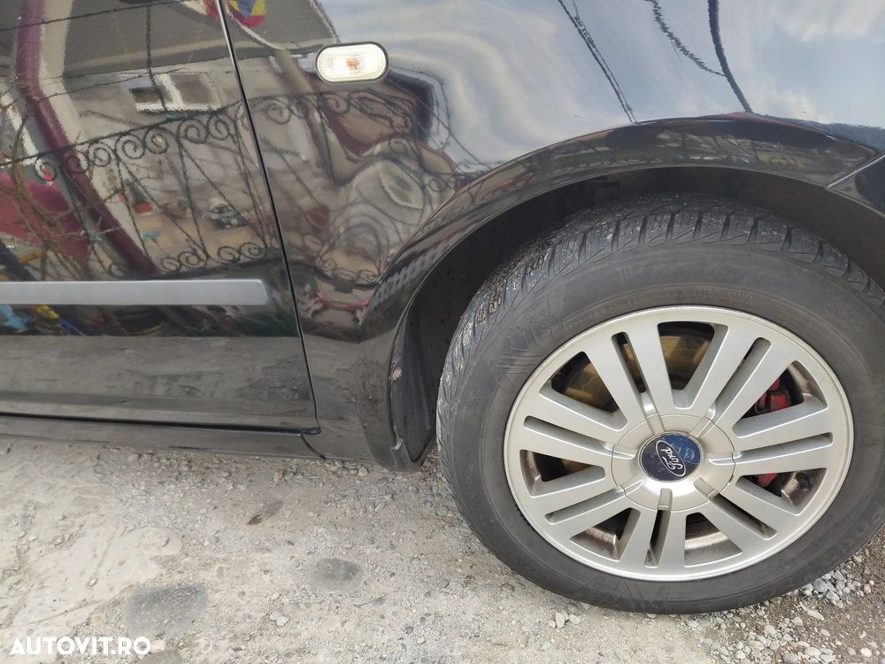 Ford C-Max - 8
