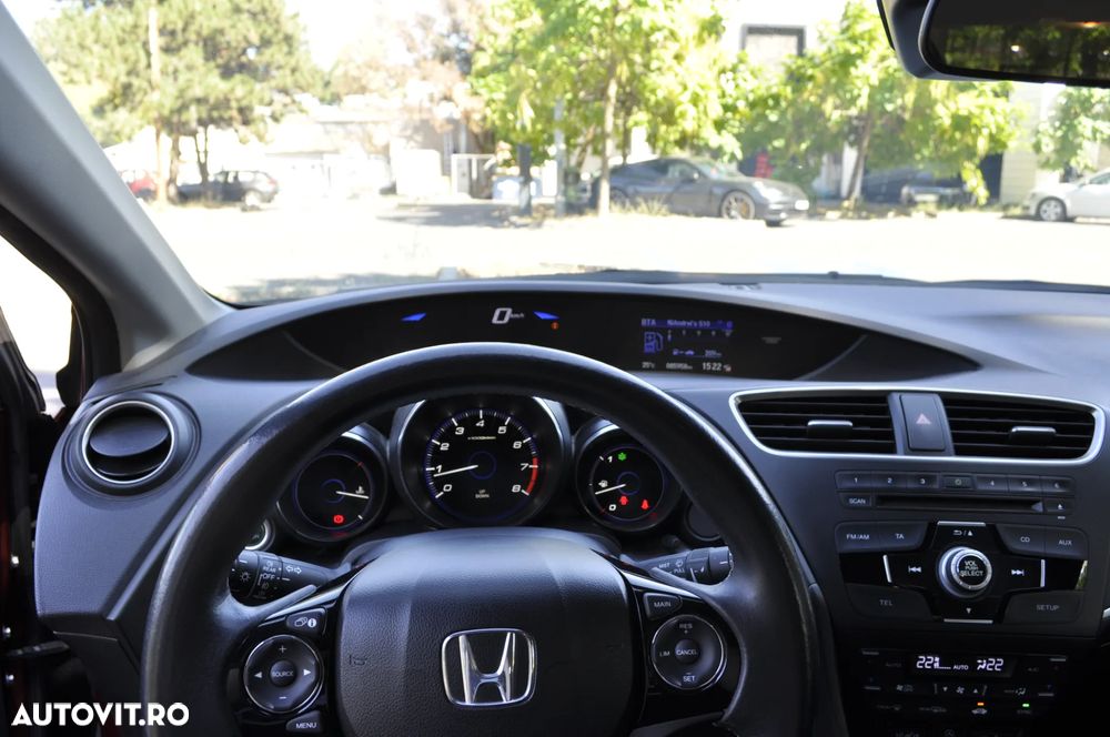 Honda Civic 1.8 i-VTEC MT Elegance - 15