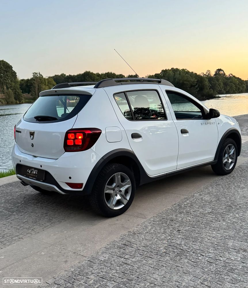 Dacia Sandero 1.0 TCe Stepway - 12