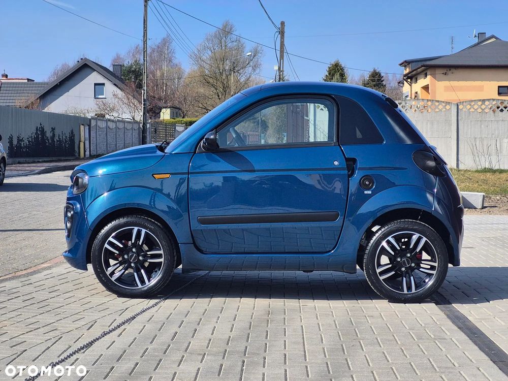 Microcar DUE - 23