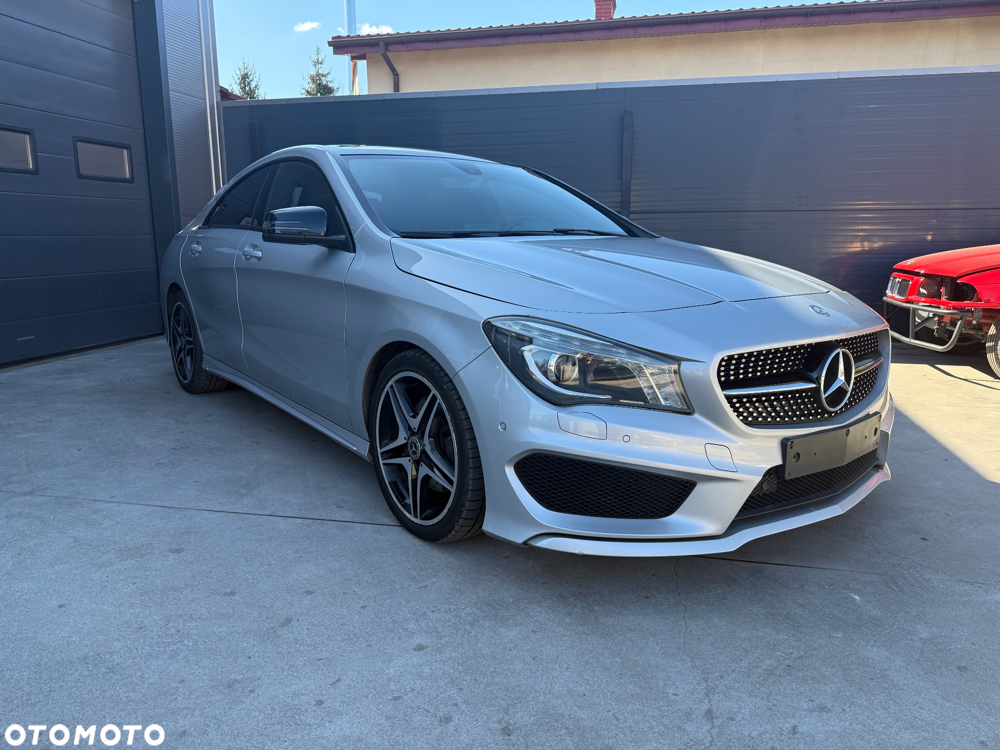 Mercedes-Benz CLA 220 CDI 7G-DCT AMG Line - 2