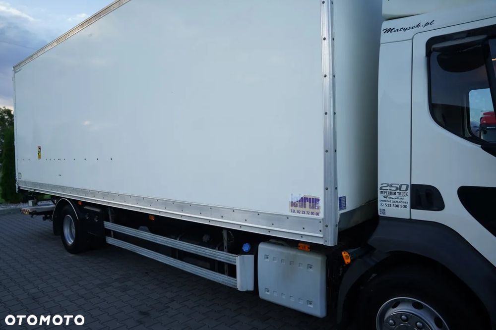 Volvo FL 250 / KONTENER 7,8 M / 4x2 / I-SHIFT / WINDA / EURO 6 - 16
