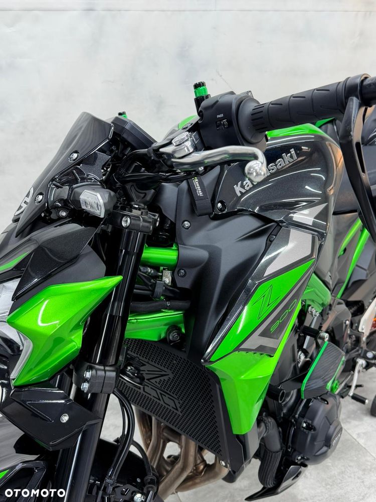 Kawasaki Z 900 - 6