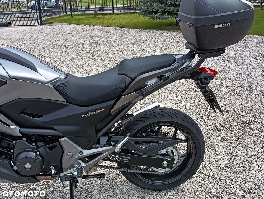 Honda NC - 25