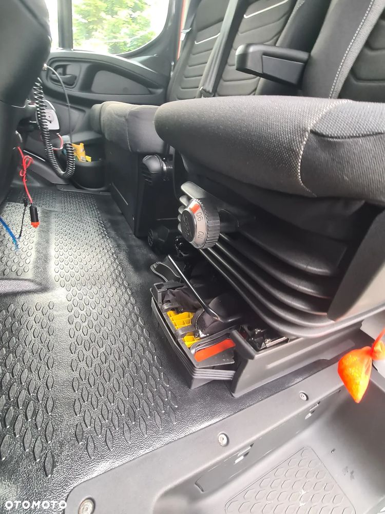 Iveco 35s18 - 15