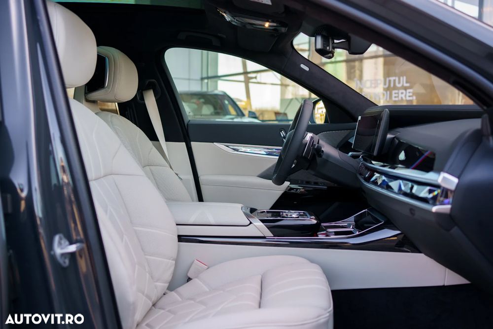 BMW Seria 7 750e xDrive AT PHEV - 7
