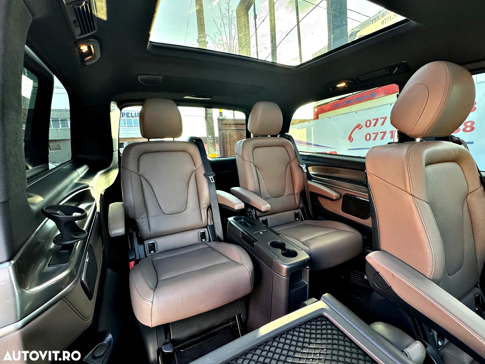 Mercedes-Benz V 300 d lang 4Matic 9G-TRONIC Exclusive Edition - 8