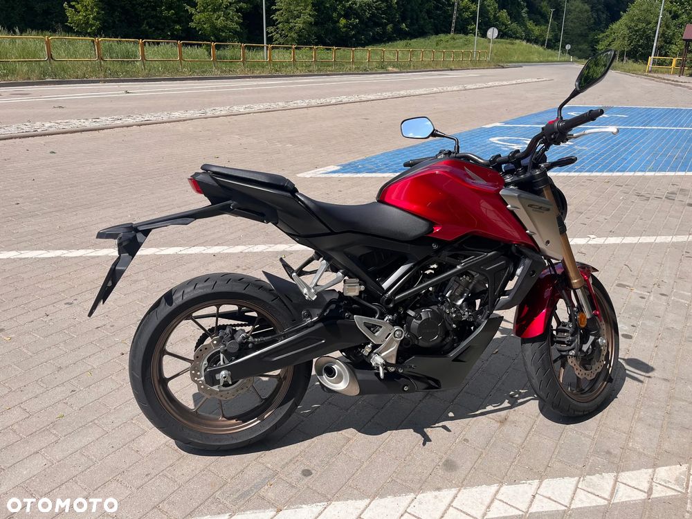 Honda CB - 1