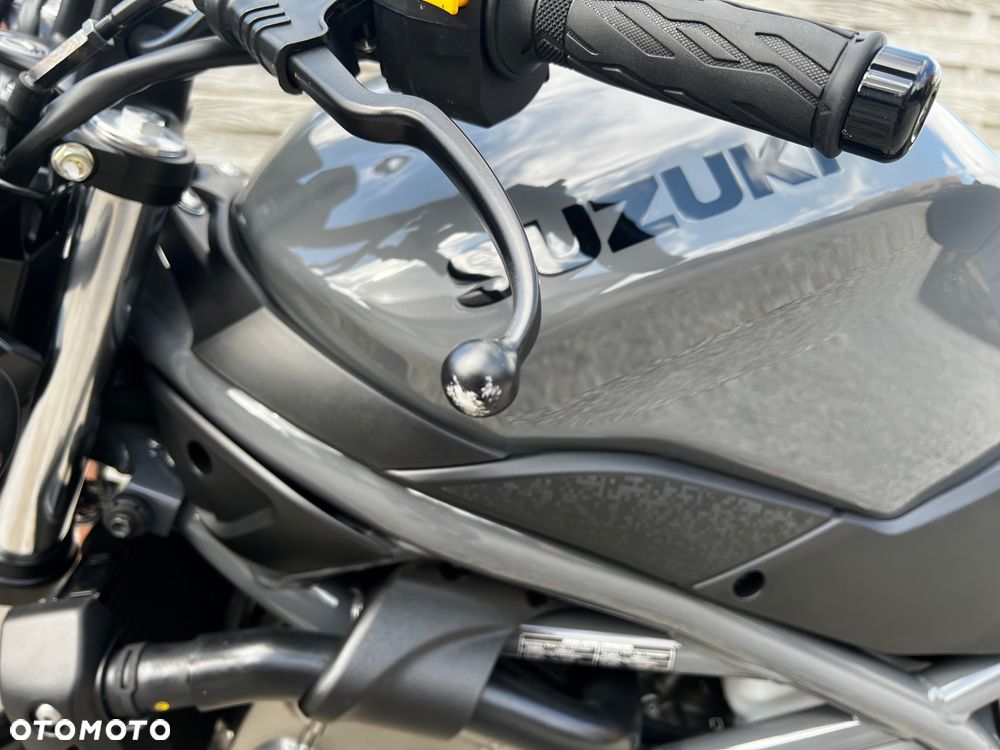 Suzuki SV - 7