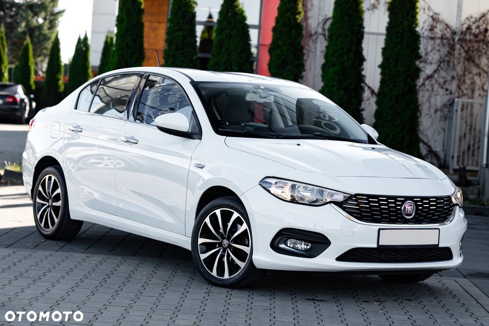 Fiat Tipo 1.6 MultiJet 16v Lounge - 4