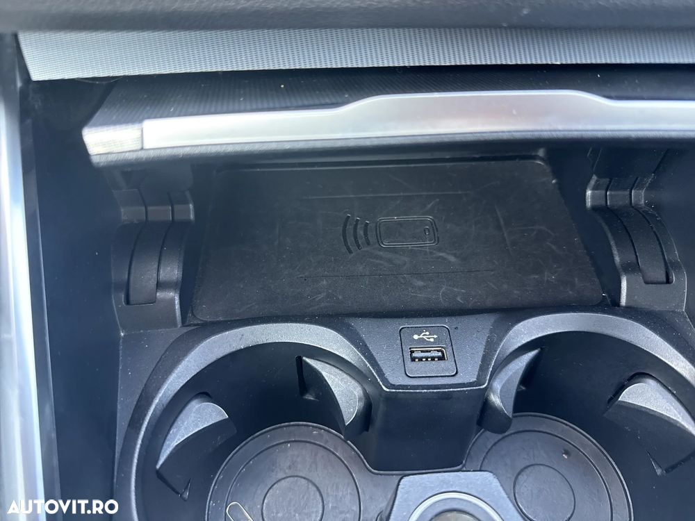 BMW Seria 3 320d Aut. Luxury Line - 22