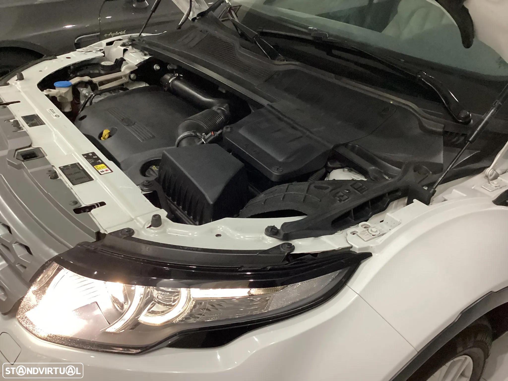Land Rover Range Rover Evoque 2.2 eD4 Dynamic - 29