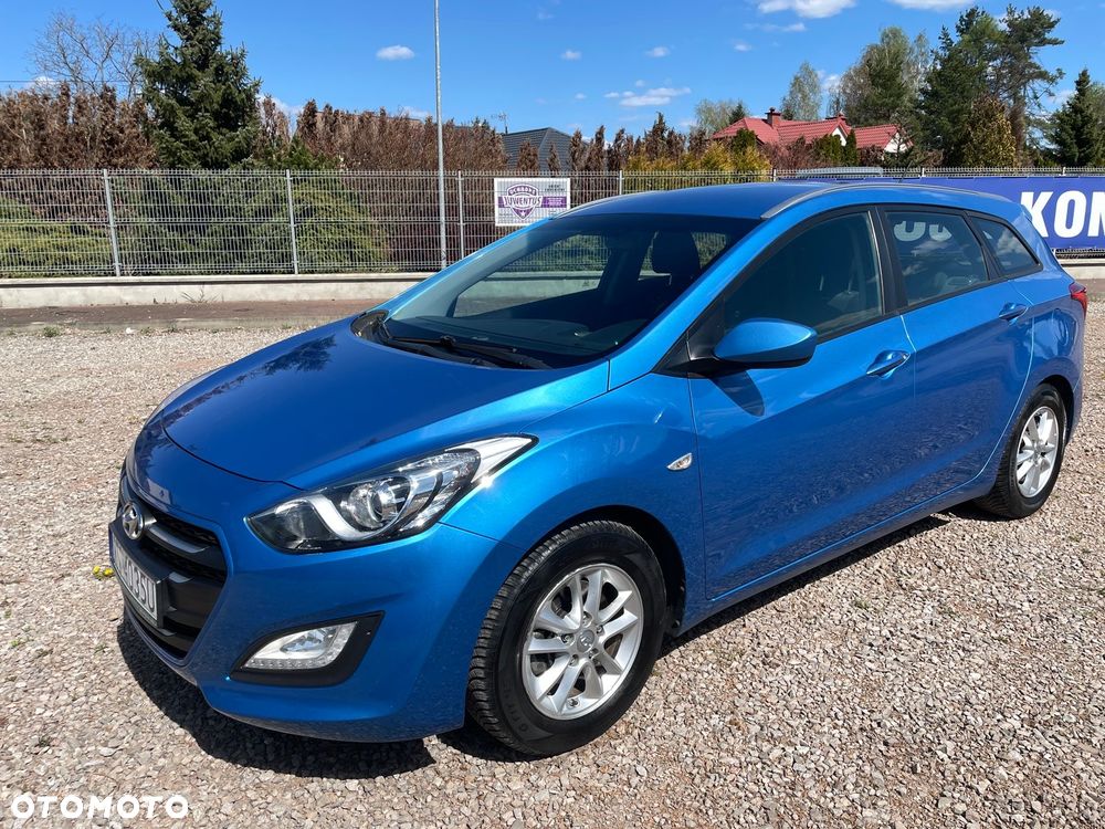 Hyundai i30 1.6 CRDi BlueDrive Premium - 3