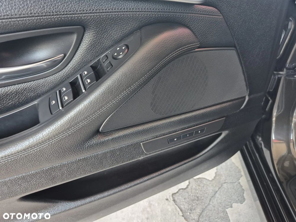 BMW Seria 5 535d - 41