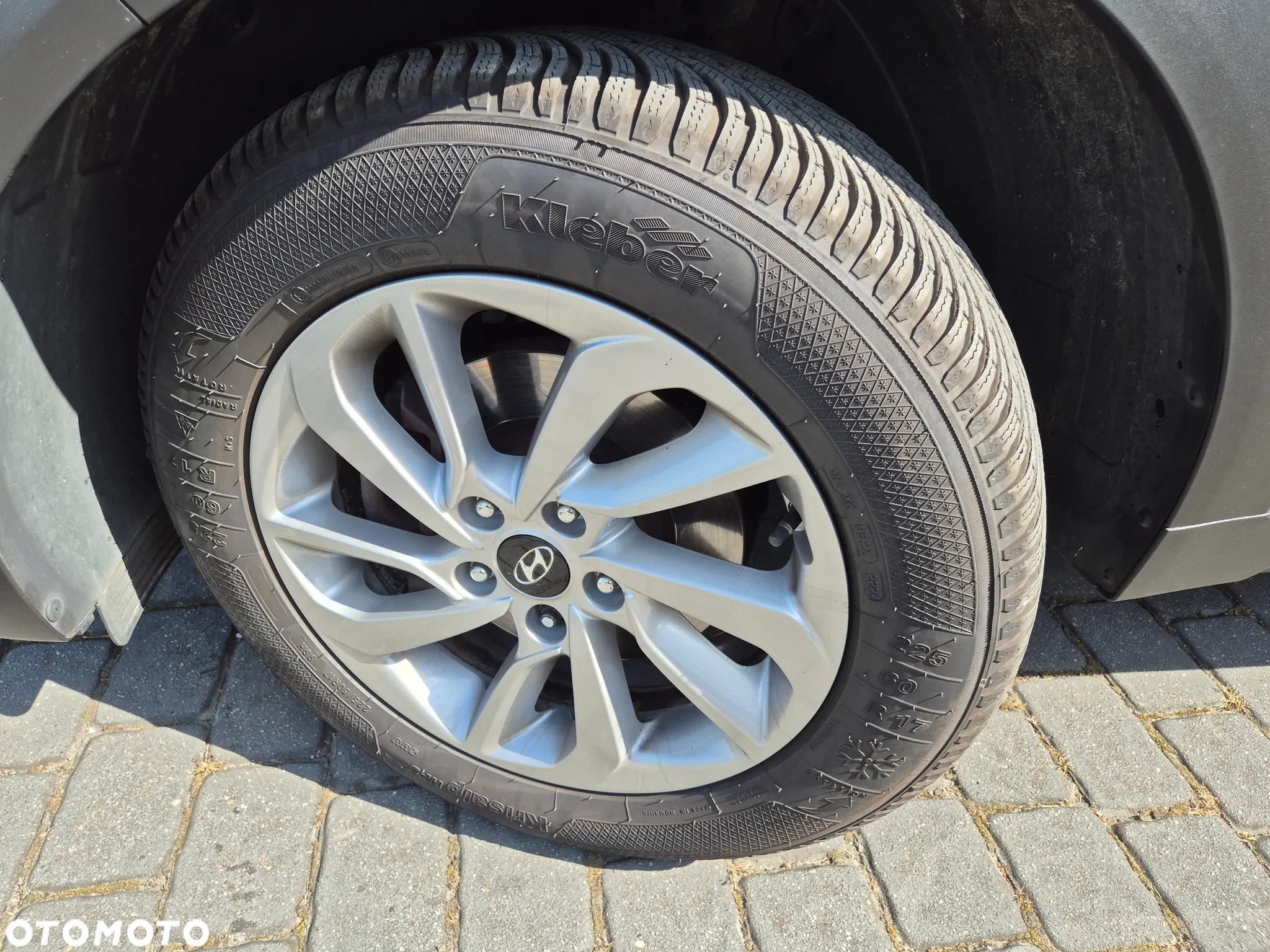 Hyundai Tucson blue 1.6 GDi 2WD Advantage - 4