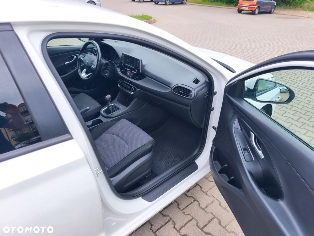 Hyundai i30 1.4 Comfort - 18