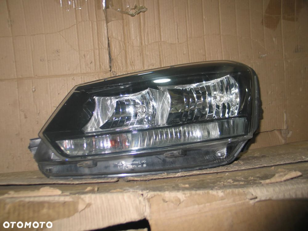 lampa przod skoda yeti lift 12-17r. 5L1941015D zwykla oryginal europa - 2