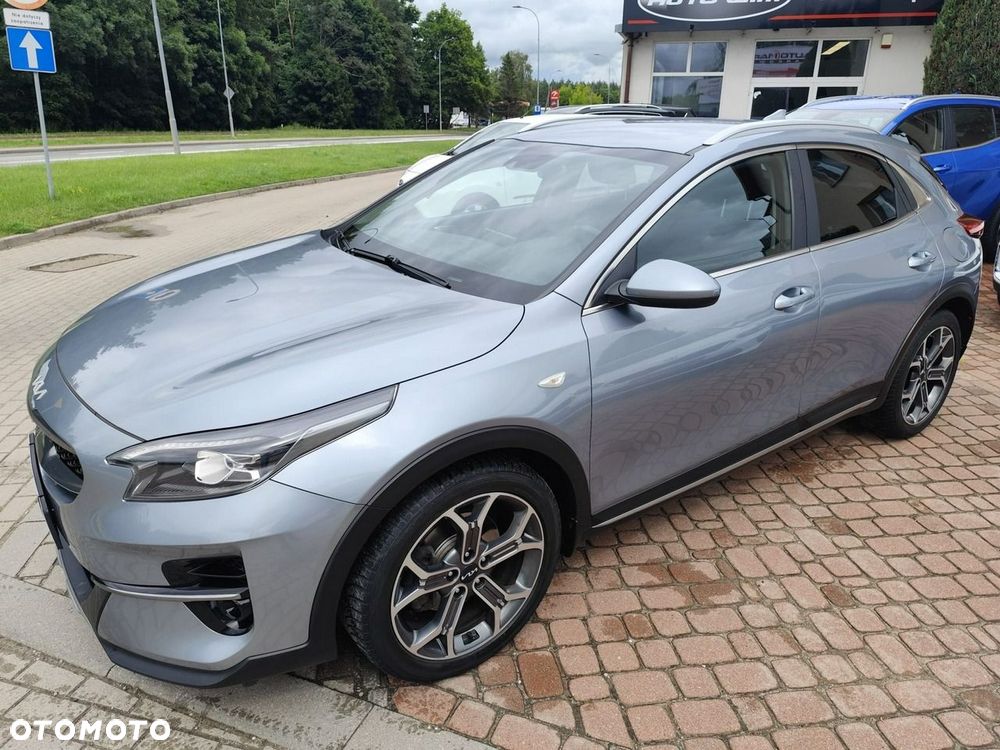 Kia XCeed - 10