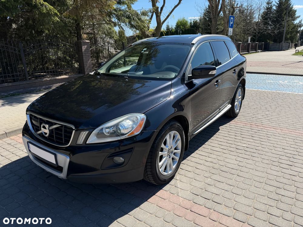 Volvo XC 60 D5 AWD Momentum - 1