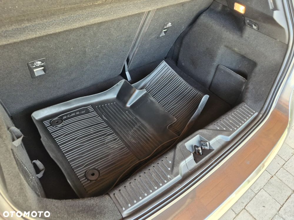 Ford Fiesta 1.0 EcoBoost S&S COOL&CONNECT - 15