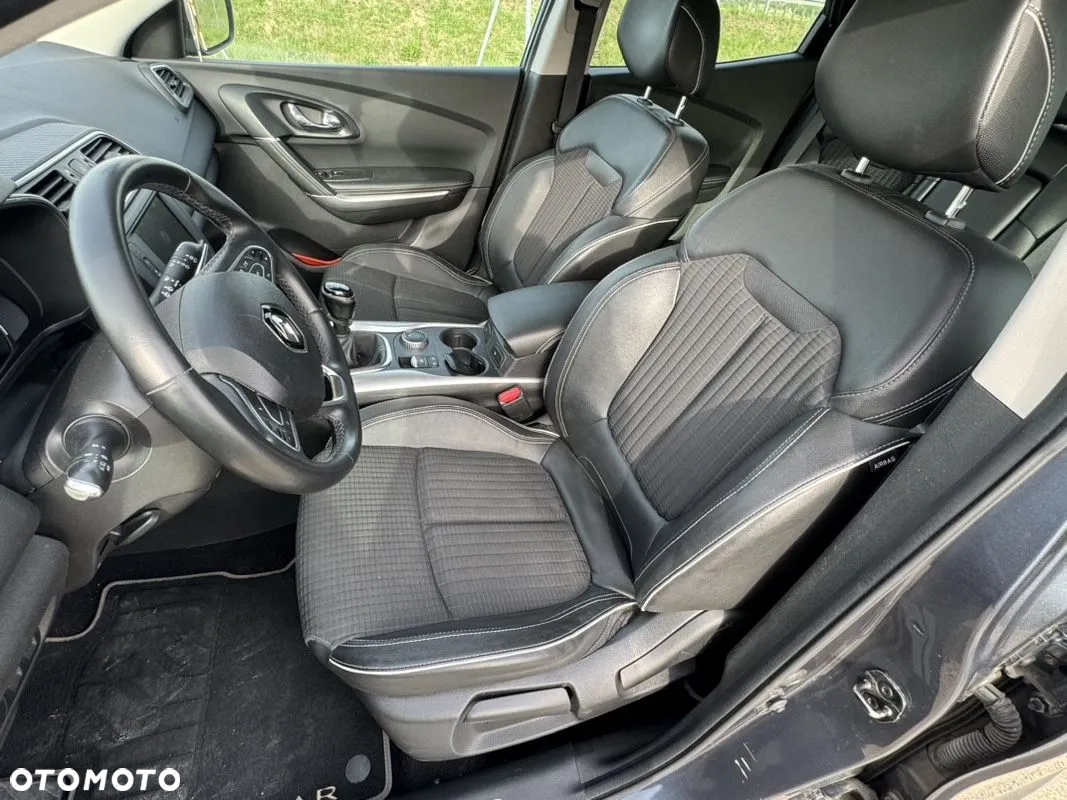 Renault Kadjar 1.6 dCi Energy Bose 4x4 - 15