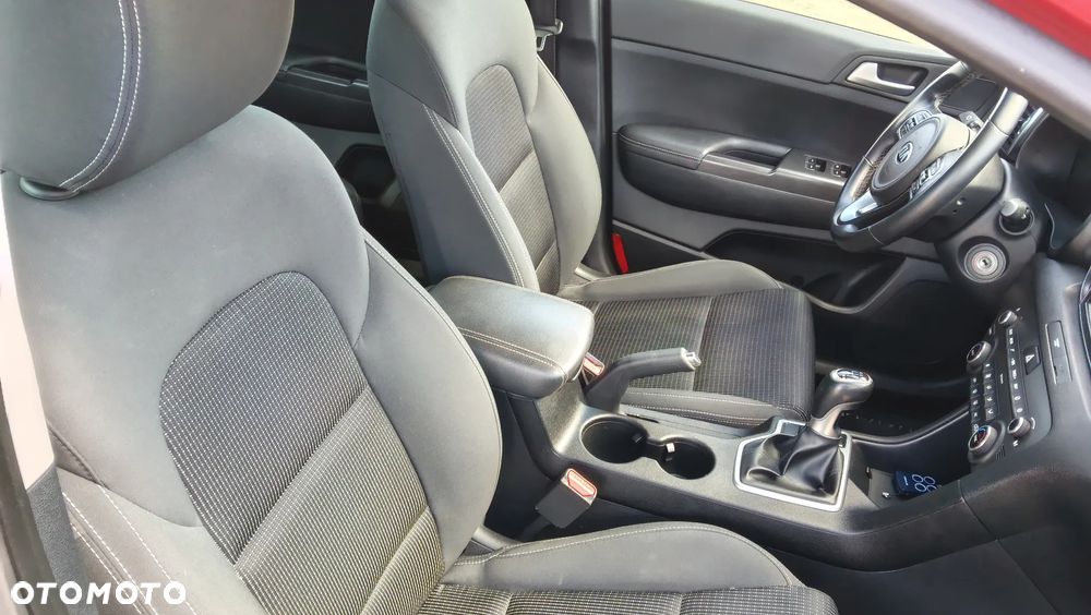 Kia Sportage - 10