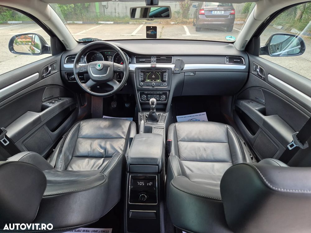 SKODA Superb 2010 — imagine 5