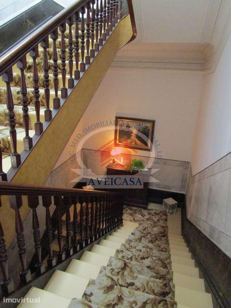 PALACETE NO CENTRO DA CIDADE DE AVEIRO - Grande imagem: 4/19