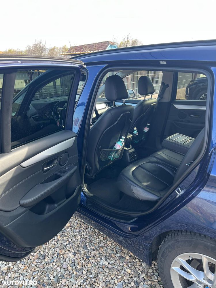 BMW Seria 2 218d Aut. Advantage - 11