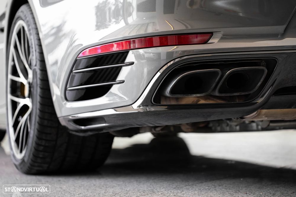 Porsche 911 (991) Turbo S Cabriolet - 25