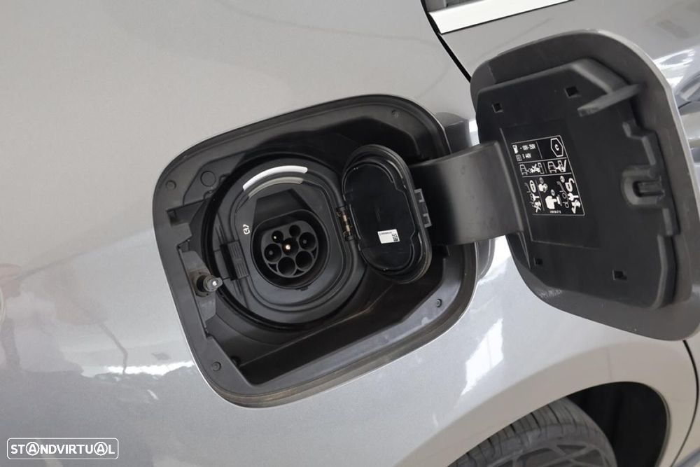 Mercedes-Benz A 250 e - 8