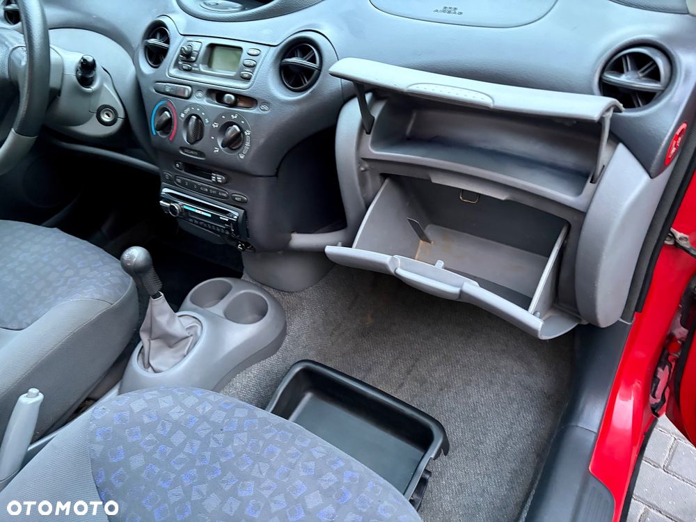 Toyota Yaris 1.0 Luna - 20