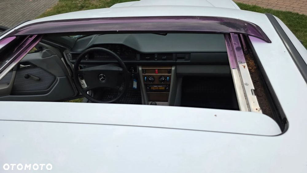Mercedes-Benz W124 (1984-1993) - 34
