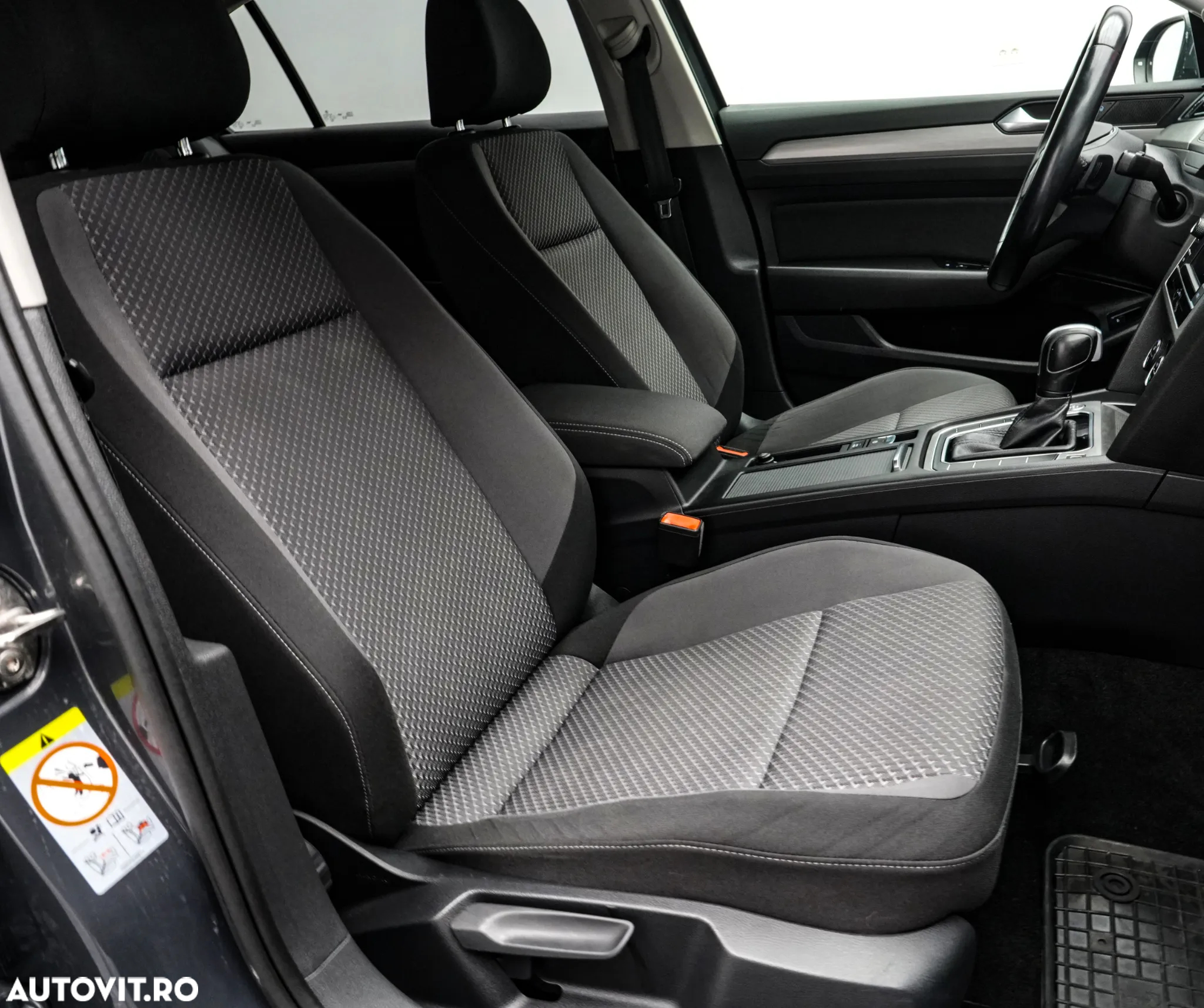 Volkswagen Passat 2.0 TDI DSG Advance - 15