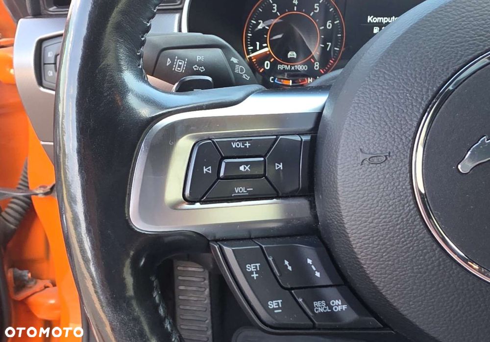 Ford Mustang 5.0 V8 GT - 16
