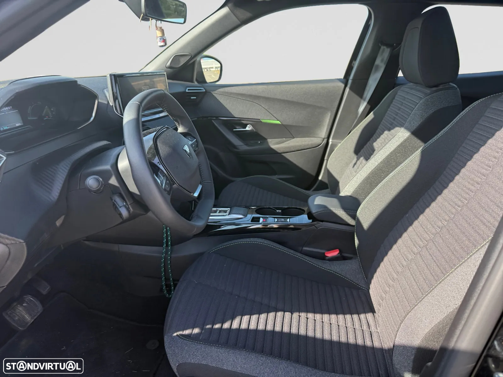 Peugeot 208 1.2 PureTech Active - 10