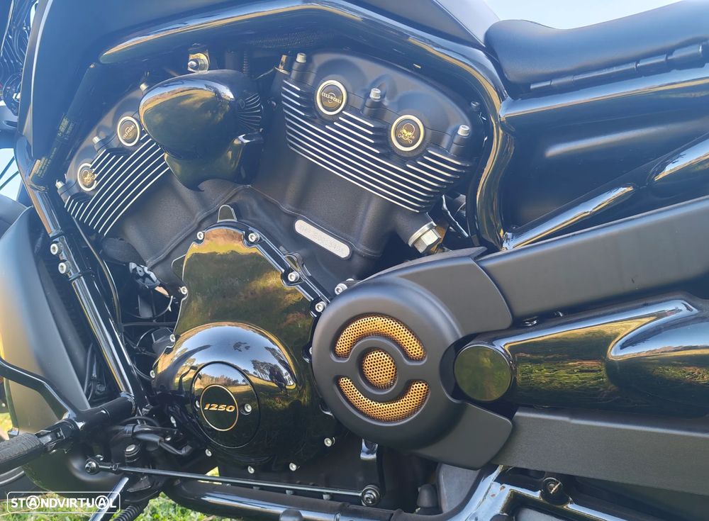 Harley-Davidson VRSCD Vrod NightRod Special - 9