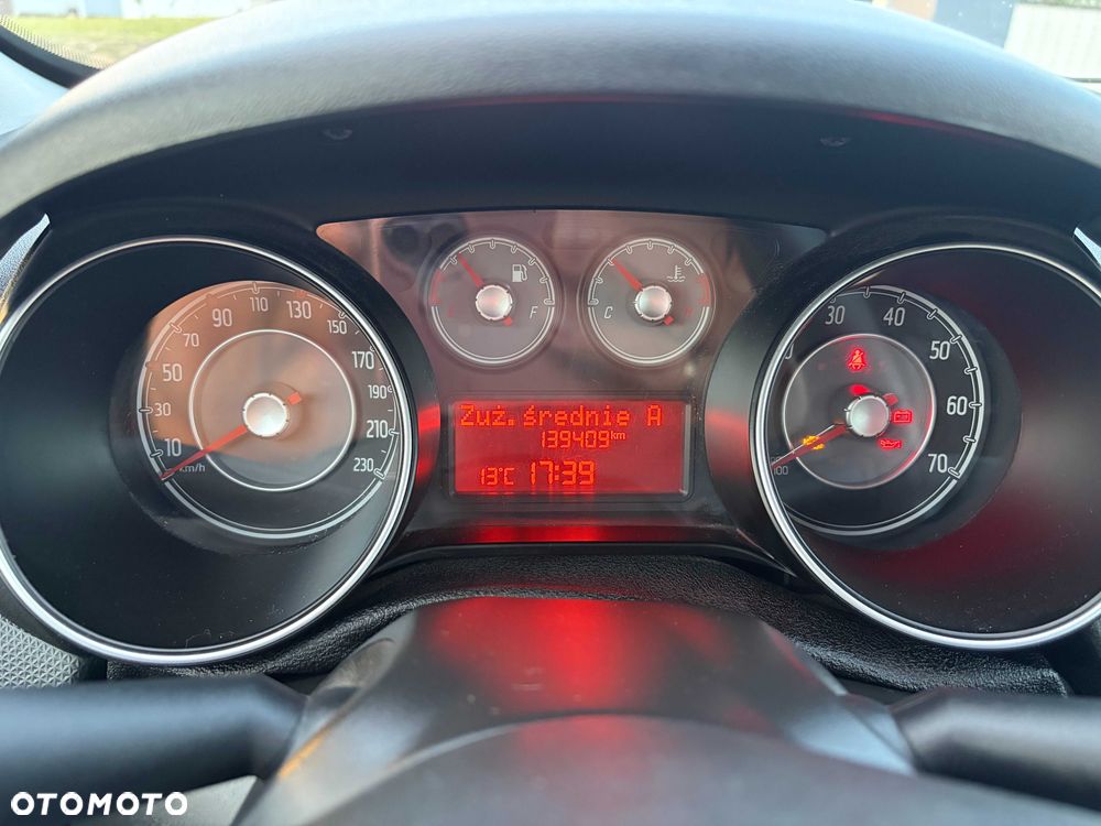Fiat Punto 2014 photo 2