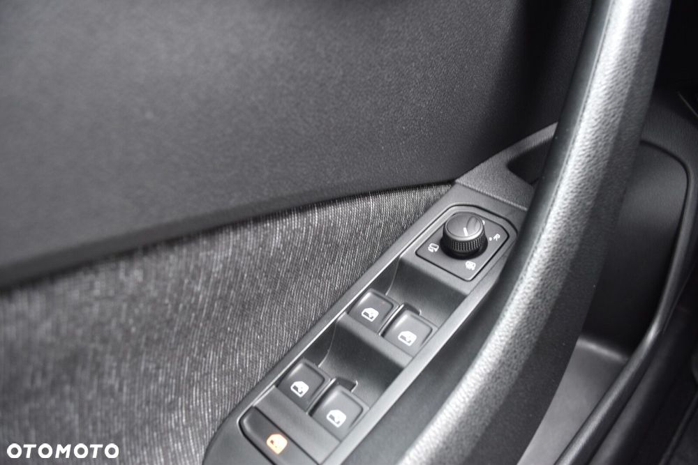 Skoda Kamiq 1.0 TSI Style DSG - 25