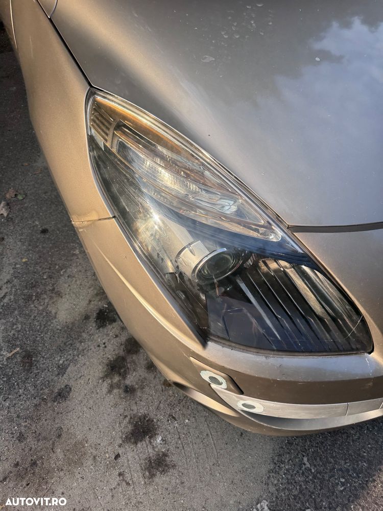Renault Scenic 1.9dCi Privilege - 16