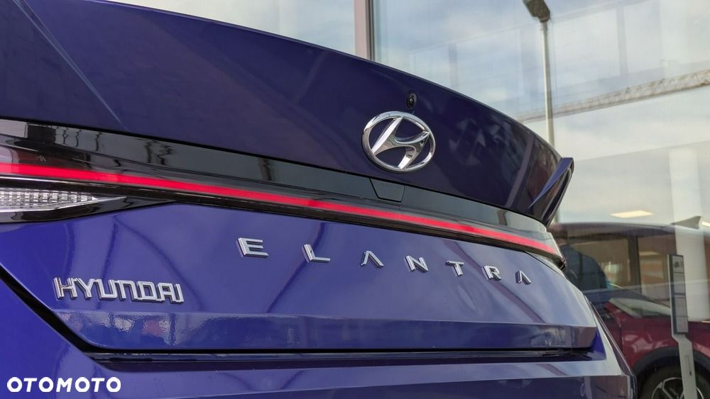 Hyundai Elantra - 29