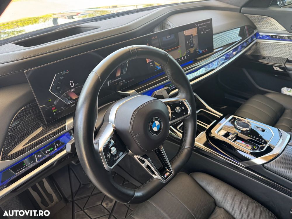 BMW Seria 7 740d xDrive MHEV - 21
