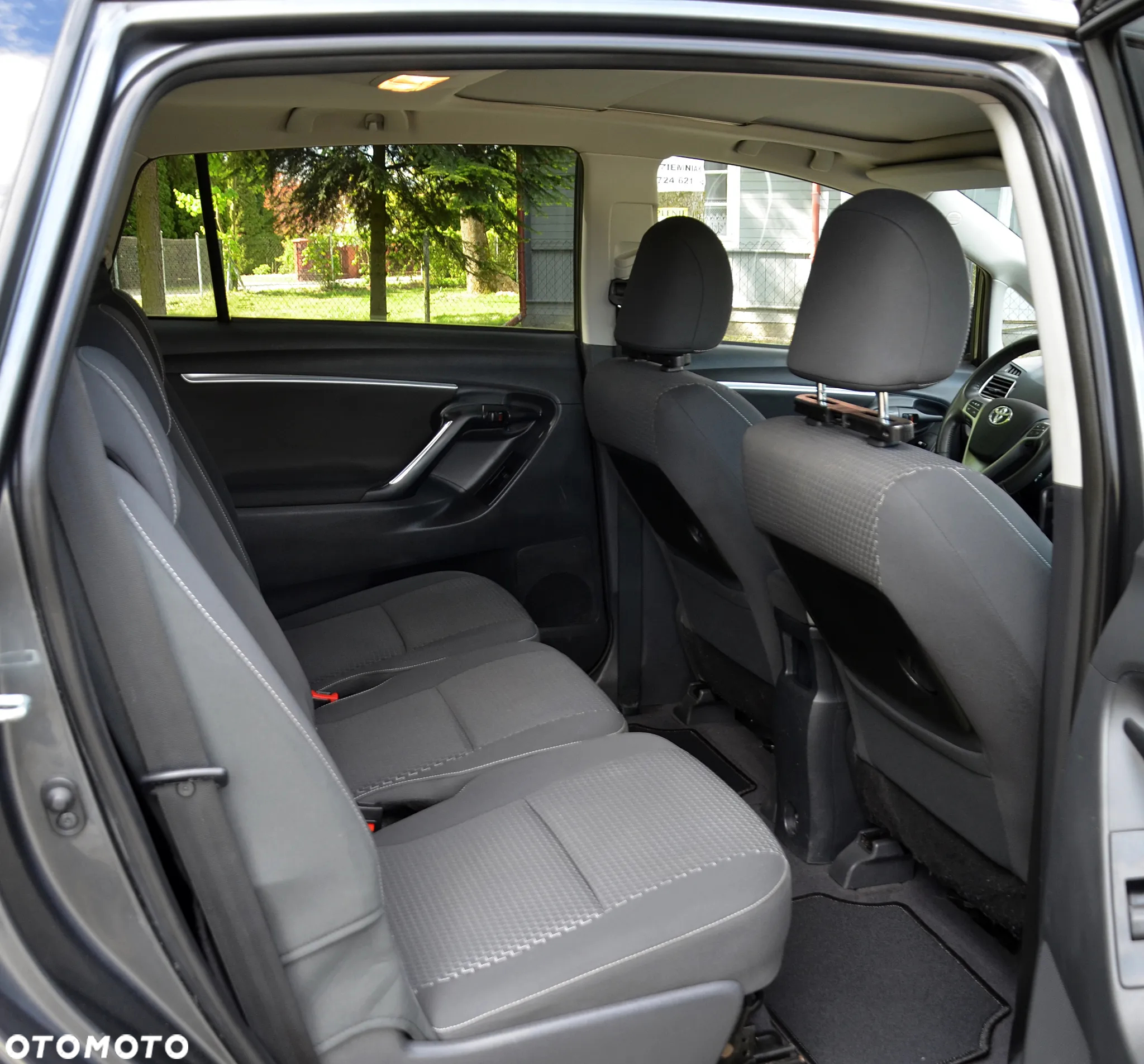 Toyota Verso 1.6 D-4D Premium - 12