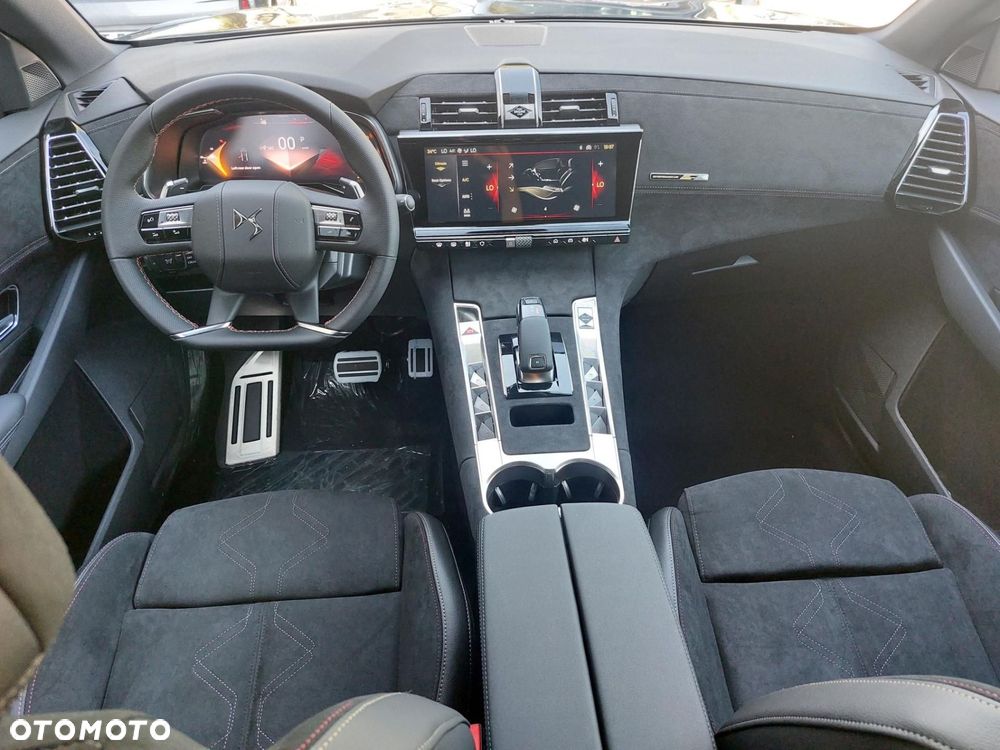 DS Automobiles DS 7 Crossback - 12