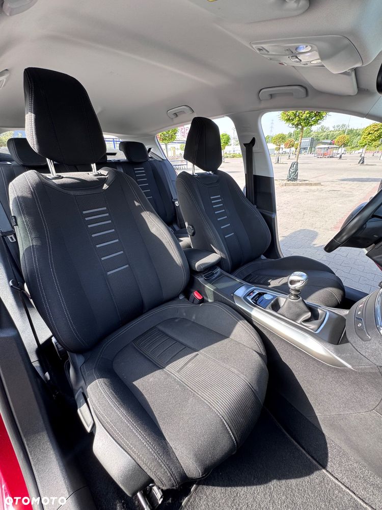Peugeot 308 130 e-THP Stop & Start Allure - 16