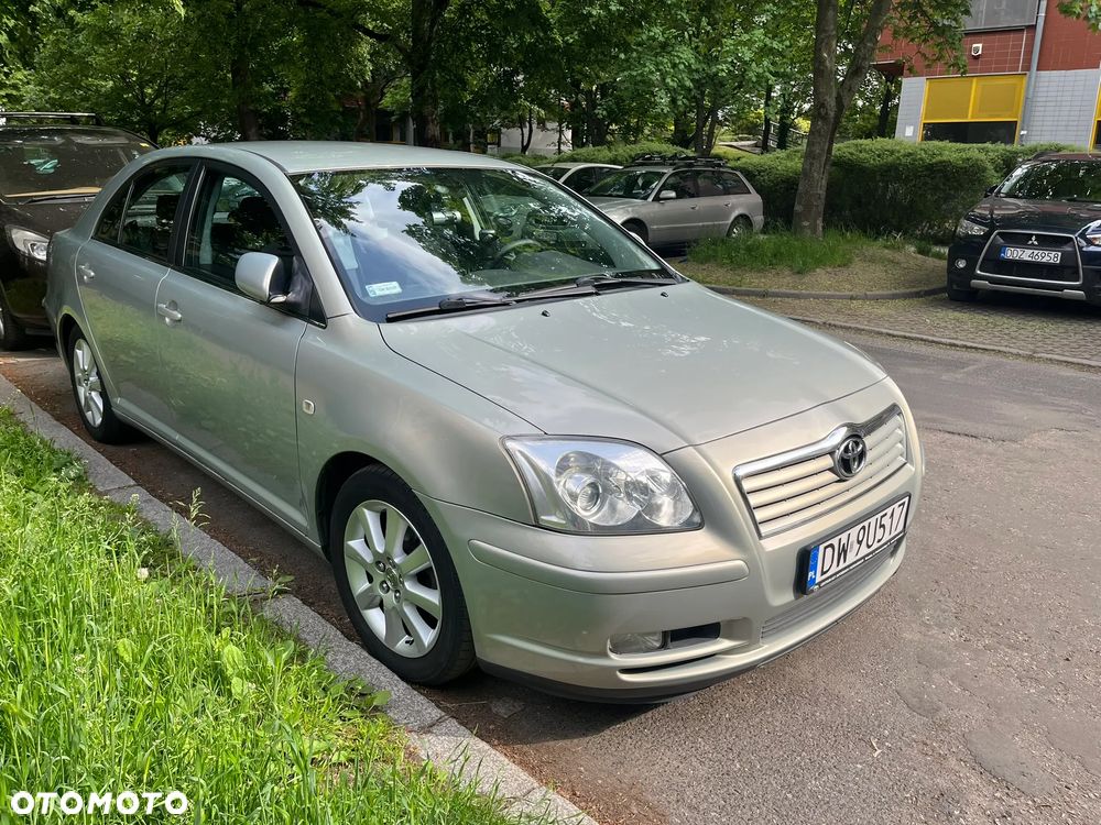 Toyota Avensis 1.8 VVT-i Sol - 5