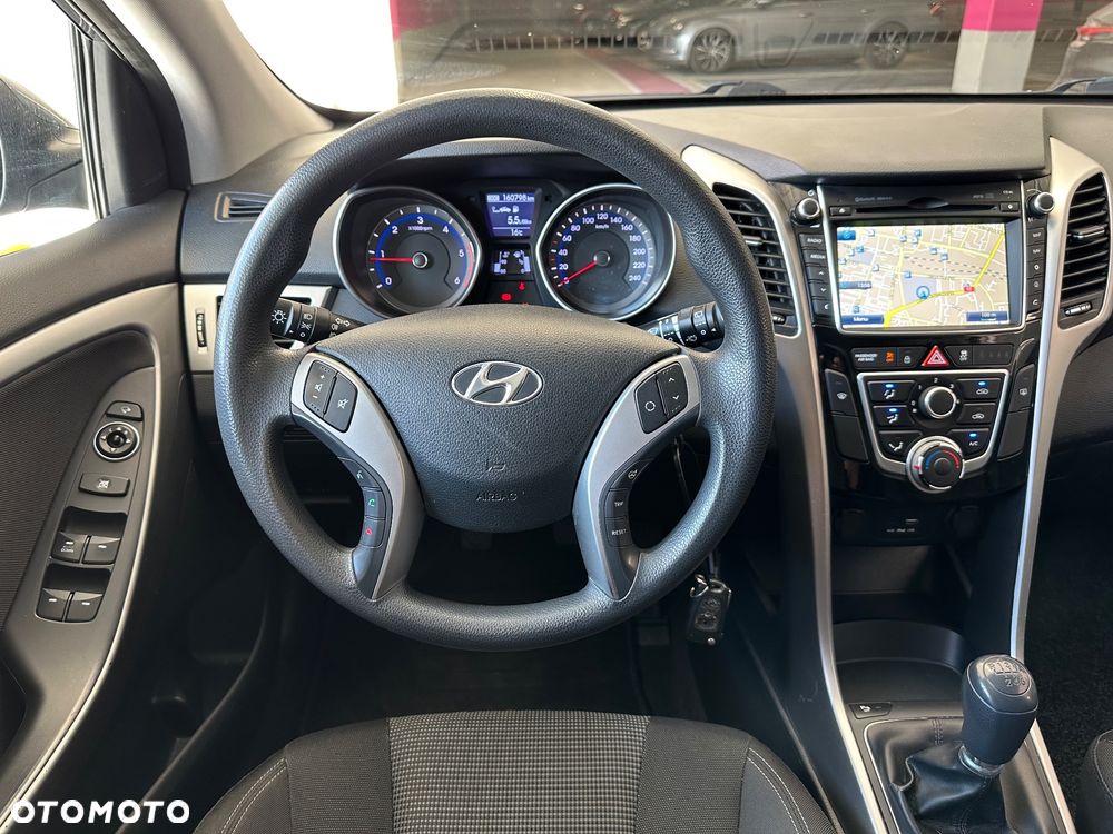 Hyundai i30 1.6 CRDi BlueDrive Comfort - 35