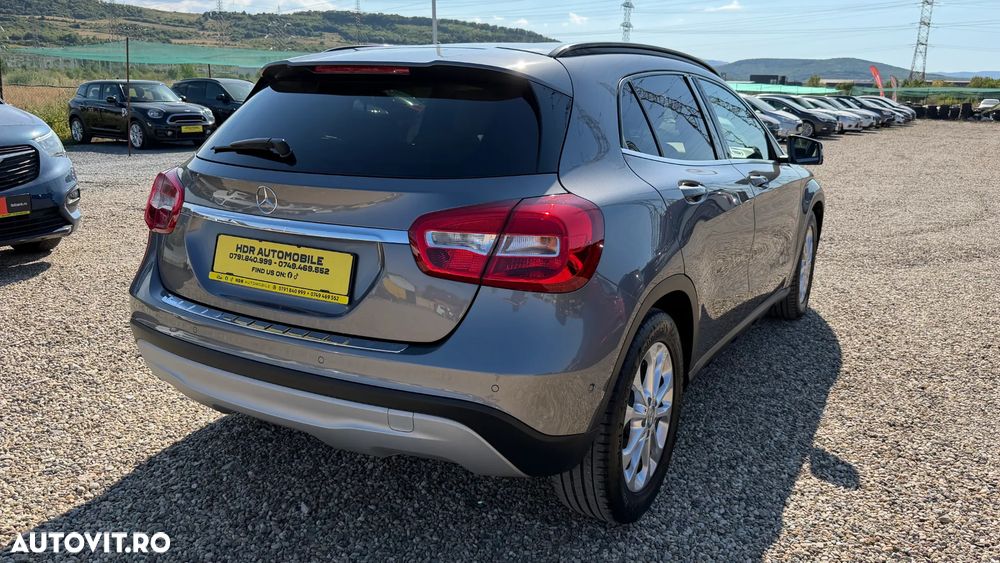 Mercedes-Benz GLA 200 d Aut. - 11