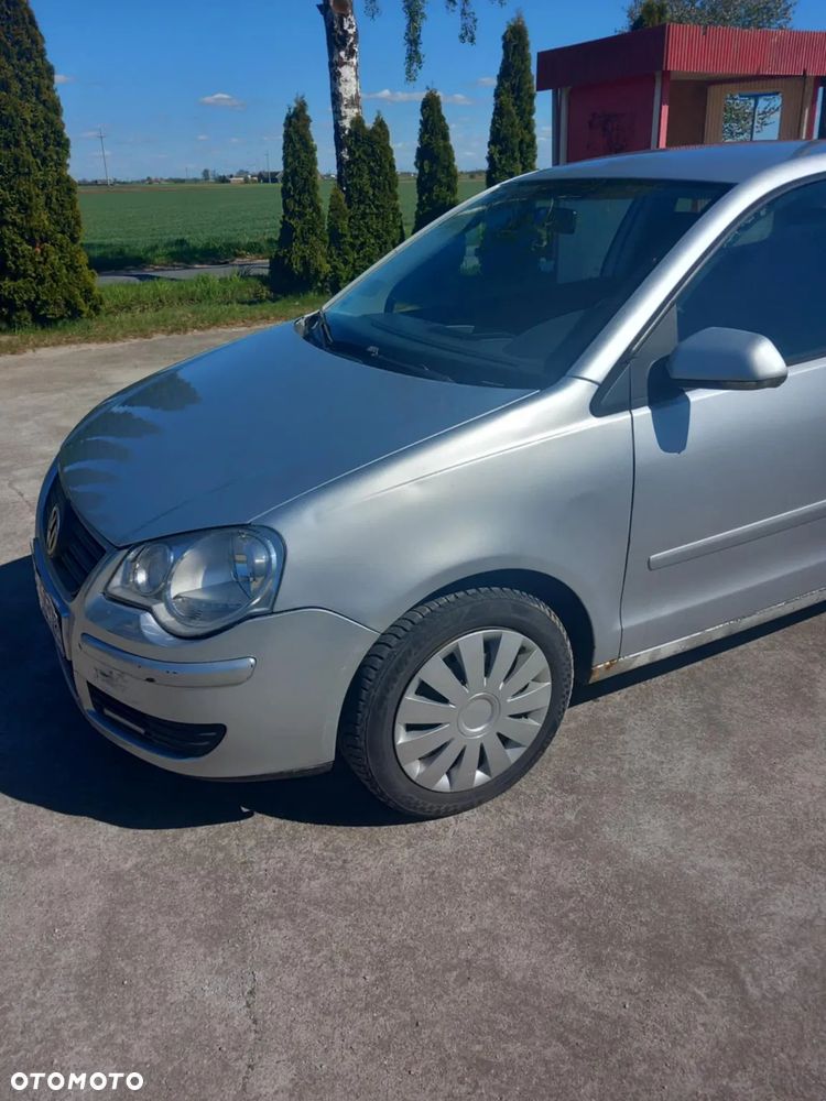 Volkswagen Polo 1.4 TDI Comfortline - 4